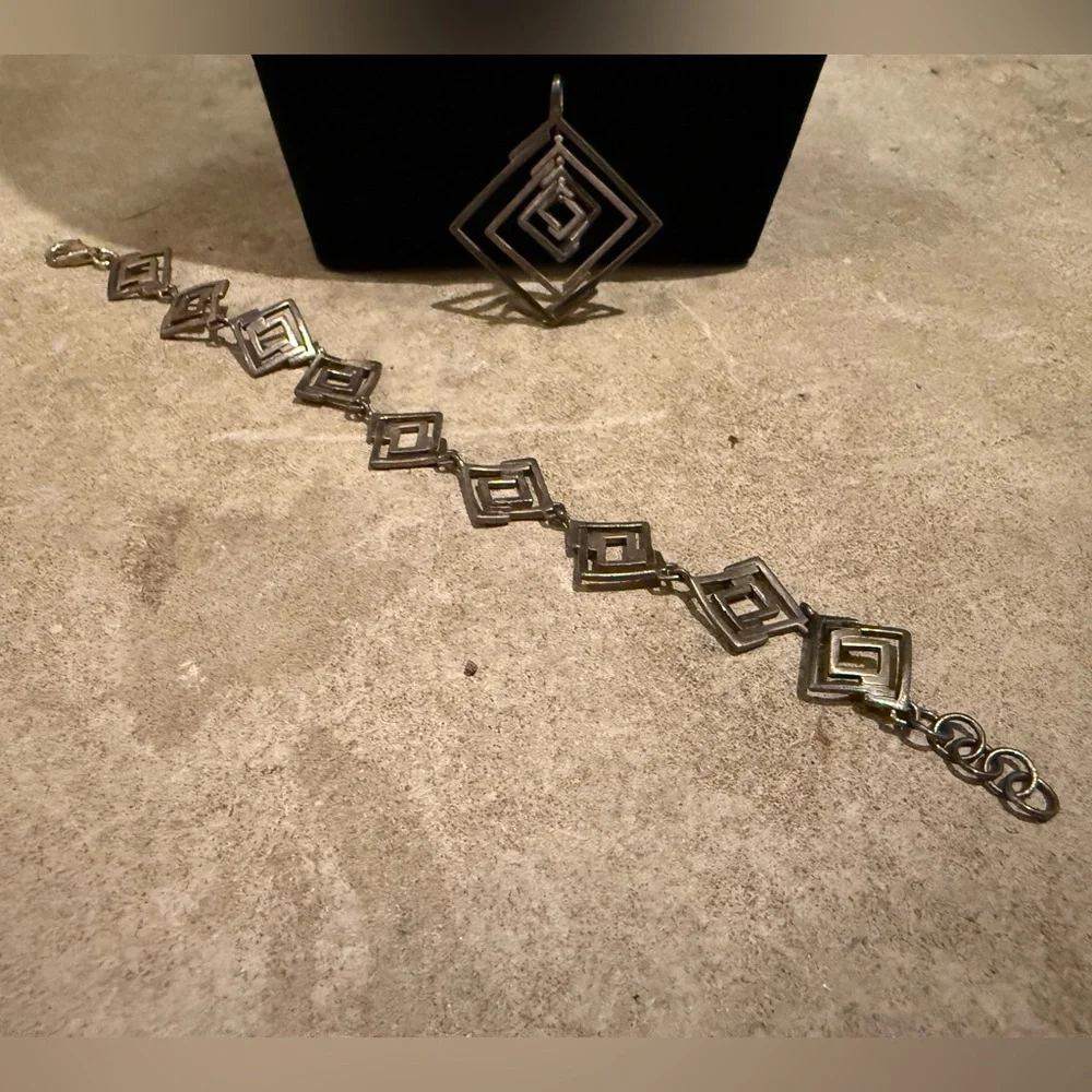 Geometric Silver Jewelry‎ Set